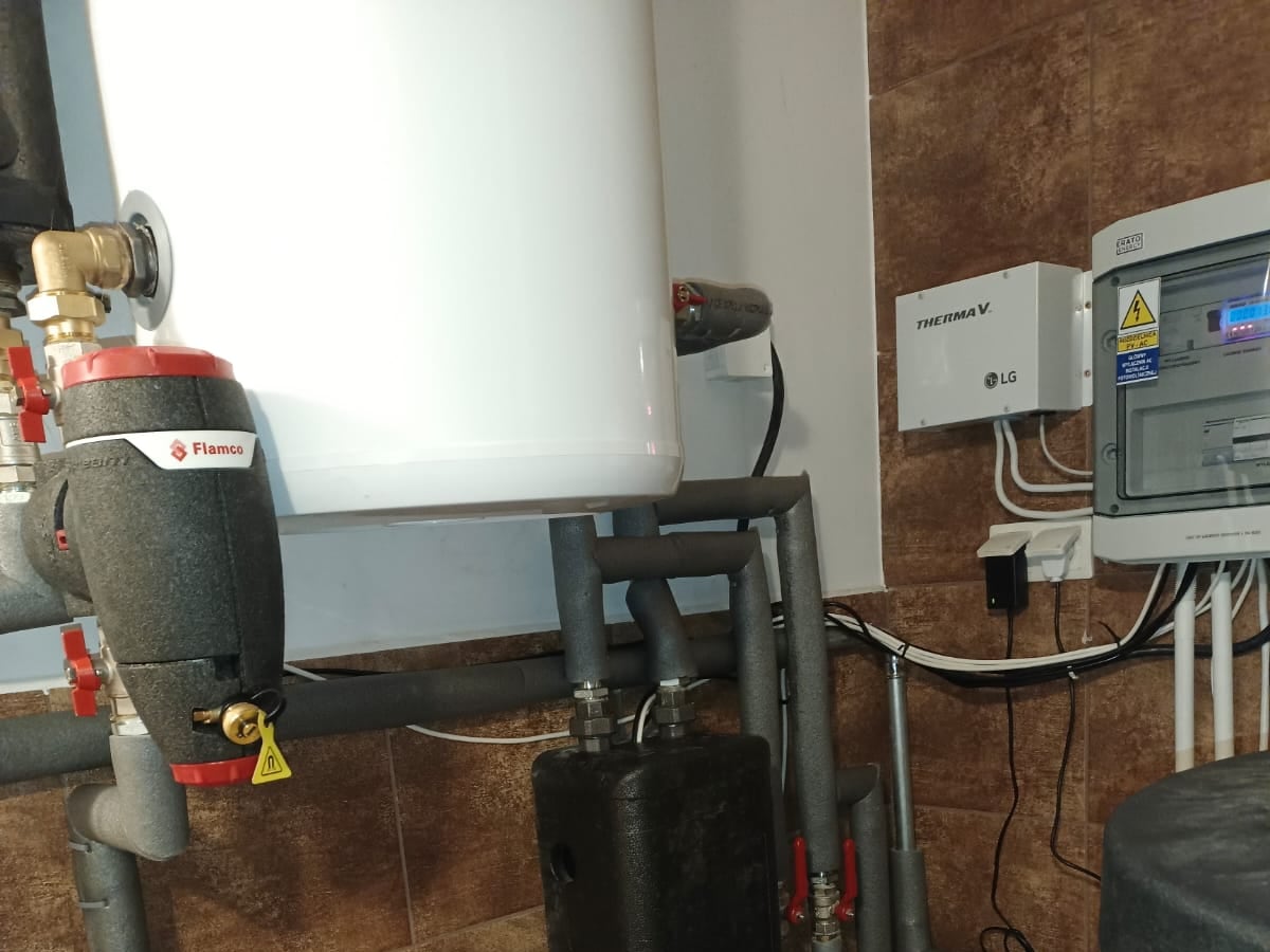 Kotłownia LG monoblok z osprzętem hydraulicznym