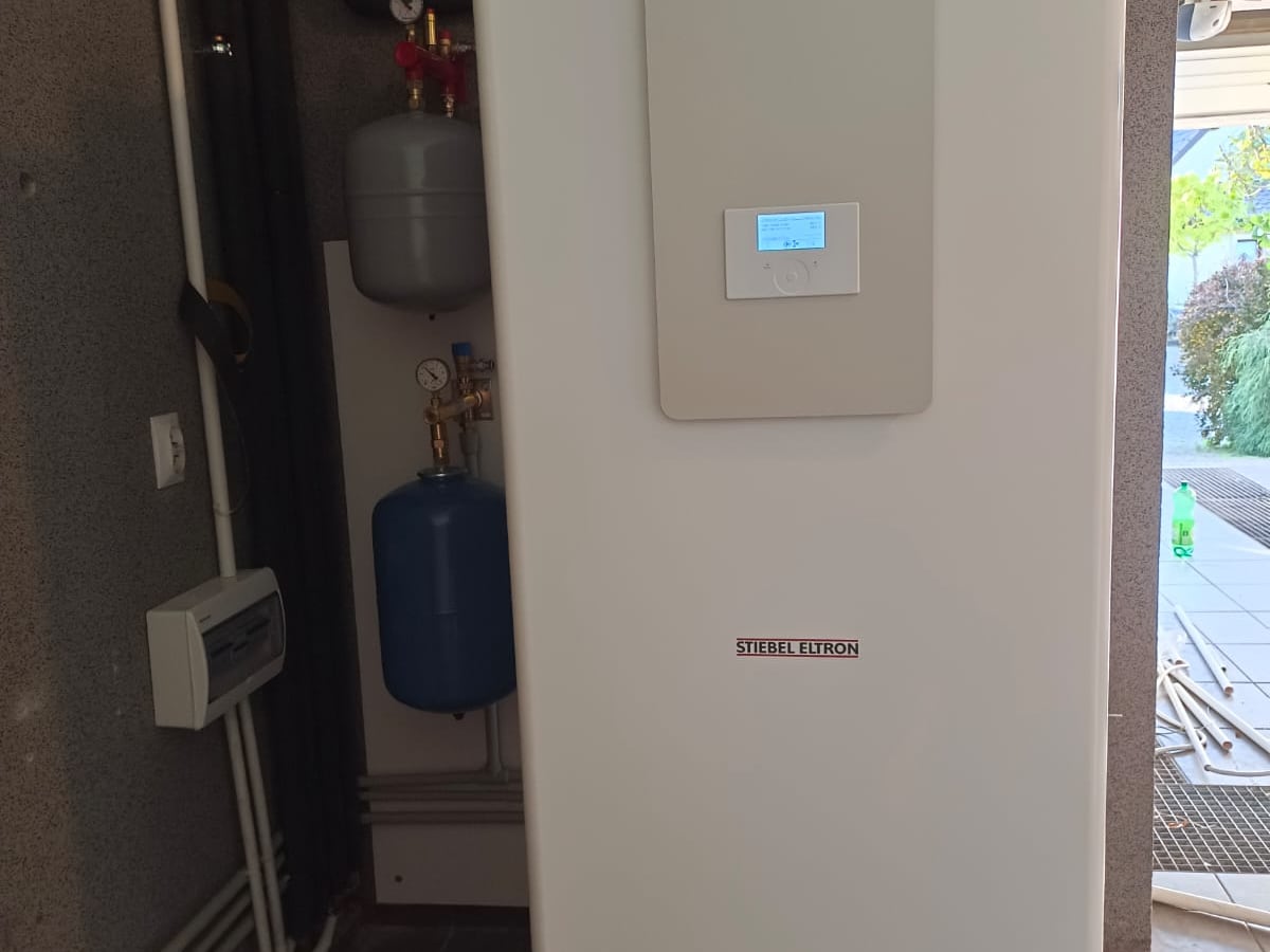 Moduł wewnętrzny pompy ciepła Stiebel Eltron monoblok