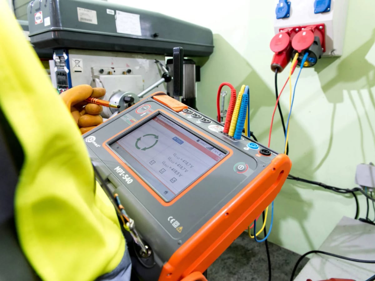 Pomiary elektryczne wykonywane miernikiem Sonel